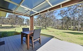 Ironbark Hill Villa 1 Tyrian