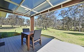 Ironbark Hill Villa 1 Tyrian